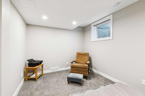 272 Woodfield Road Sw, Calgary, AB 