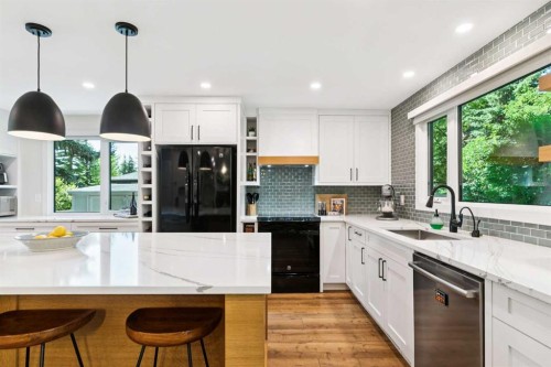 272 Woodfield Road Sw, Calgary, AB 
