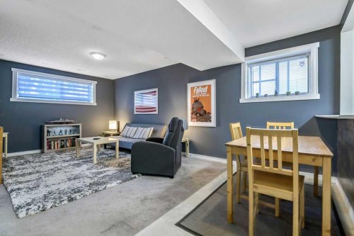 311 Penbrooke Crescent Se, Calgary, AB - Indoor Photo Showing Other Room