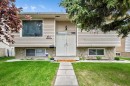 311 Penbrooke Crescent Se, Calgary, AB  - Outdoor 