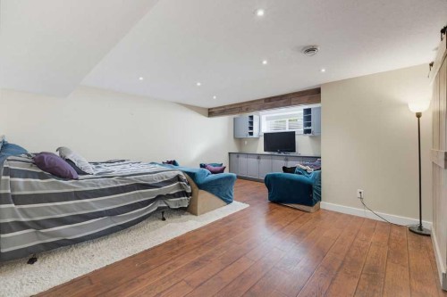 145 Sunset Manor, Cochrane, AB - Indoor Photo Showing Other Room