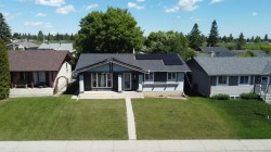 136 Maitland Drive NE Calgary, AB T2A 5A5