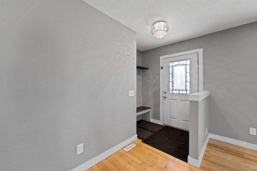 136 Maitland Drive Ne, Calgary, AB 