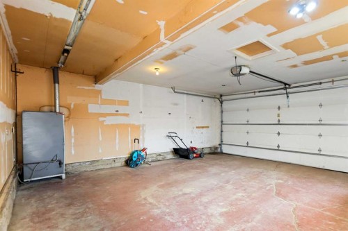 136 Maitland Drive Ne, Calgary, AB 