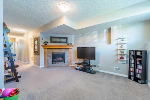 71 Copperfield Rise Se, Calgary, AB 