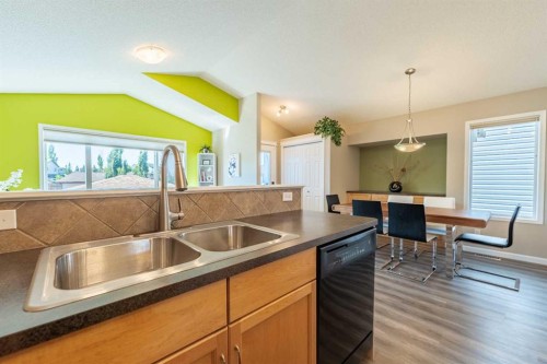 71 Copperfield Rise Se, Calgary, AB 
