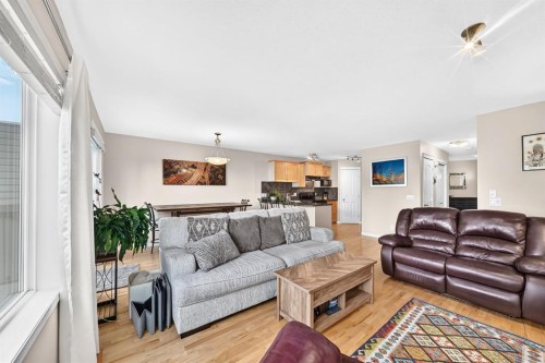 43 Rockmont Court Nw, Calgary, AB 