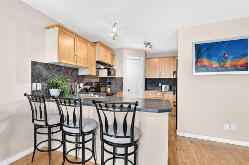 43 Rockmont Court Nw, Calgary, AB 