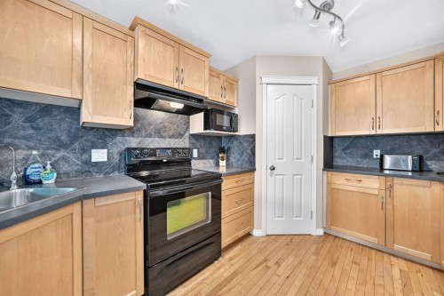 43 Rockmont Court Nw, Calgary, AB 