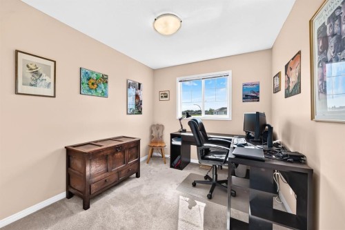 43 Rockmont Court Nw, Calgary, AB 