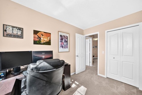 43 Rockmont Court Nw, Calgary, AB 
