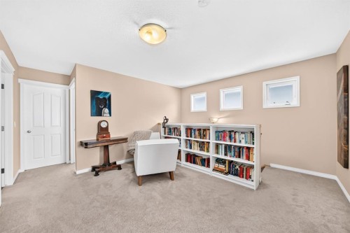 43 Rockmont Court Nw, Calgary, AB 