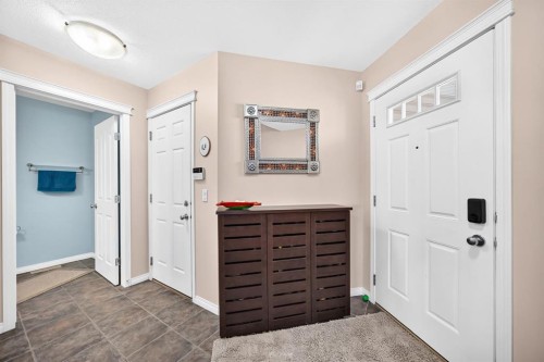 43 Rockmont Court Nw, Calgary, AB 