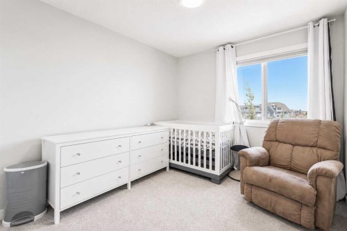 267 Belmont Heath Sw, Calgary, AB - Indoor Photo Showing Bedroom