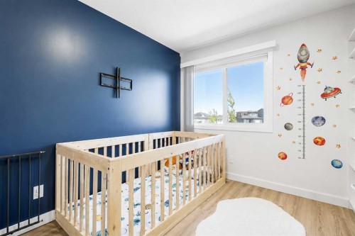 267 Belmont Heath Sw, Calgary, AB - Indoor Photo Showing Bedroom