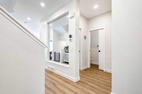 267 Belmont Heath Sw, Calgary, AB - Indoor Photo Showing Other Room