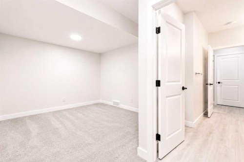 267 Belmont Heath Sw, Calgary, AB - Indoor Photo Showing Other Room