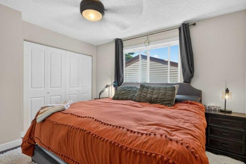 20 Mckinley Road Se, Calgary, AB 