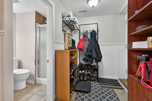20 Mckinley Road Se, Calgary, AB 