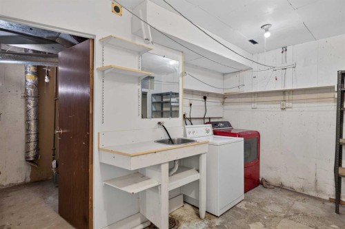 558 Whitehill Place Ne, Calgary, AB 