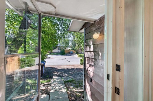558 Whitehill Place Ne, Calgary, AB 