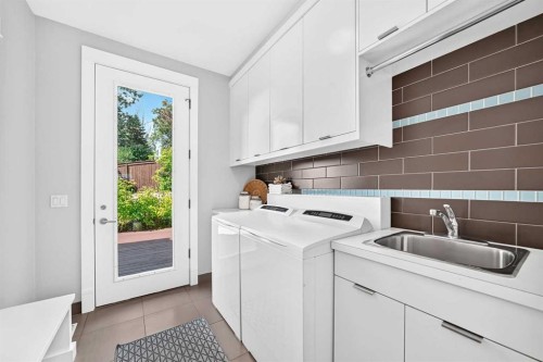 2312 12 Avenue Nw, Calgary, AB 