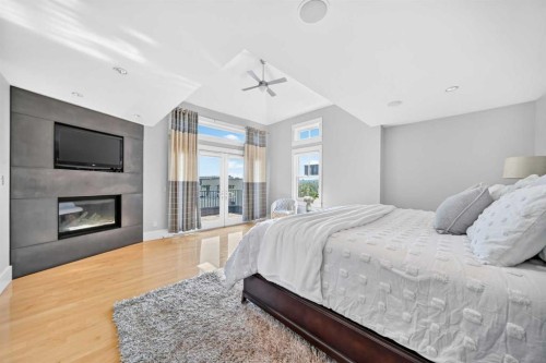 2312 12 Avenue Nw, Calgary, AB 