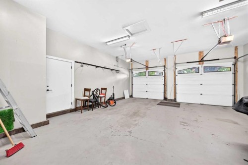 2312 12 Avenue Nw, Calgary, AB 