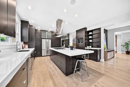 2312 12 Avenue Nw, Calgary, AB 