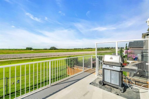 284 Rainbow Falls Way, Chestermere, AB 
