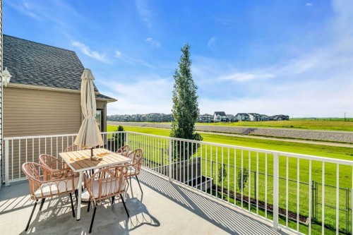 284 Rainbow Falls Way, Chestermere, AB 