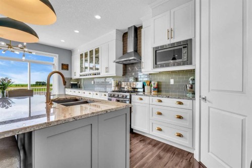 284 Rainbow Falls Way, Chestermere, AB 