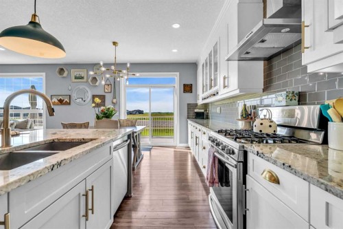284 Rainbow Falls Way, Chestermere, AB 