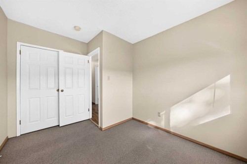 5113 17 Avenue Nw, Calgary, AB 