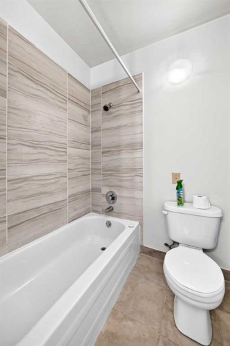 5113 17 Avenue Nw, Calgary, AB 