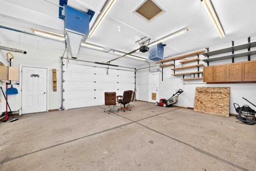 5113 17 Avenue Nw, Calgary, AB 