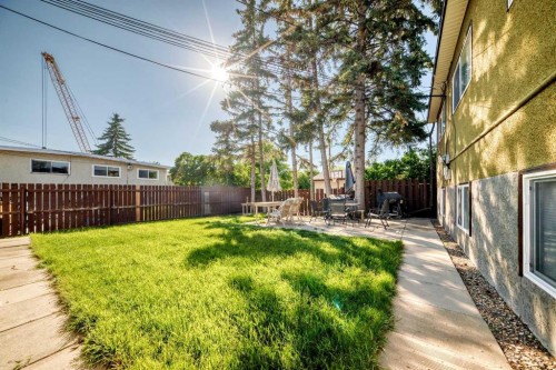 5113 17 Avenue Nw, Calgary, AB 