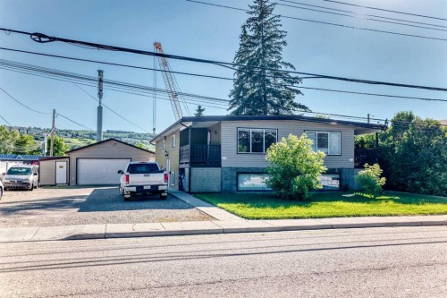 5113 17 Avenue Nw, Calgary, AB 