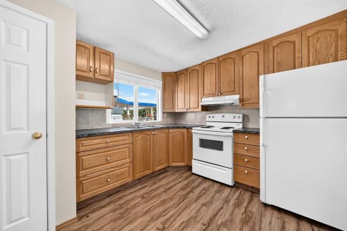 5113 17 Avenue Nw, Calgary, AB 