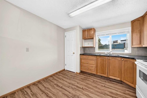 5113 17 Avenue Nw, Calgary, AB 