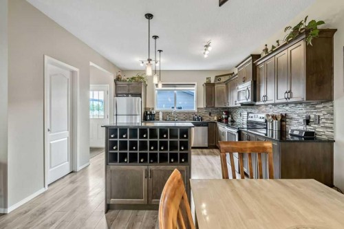 86 Legacy Common Se, Calgary, AB 
