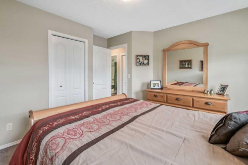 86 Legacy Common Se, Calgary, AB 