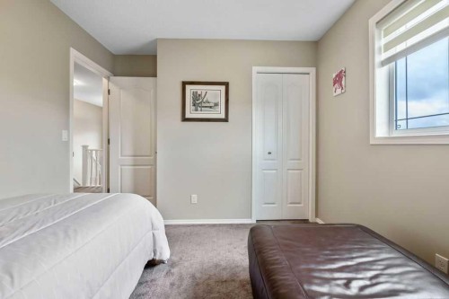 86 Legacy Common Se, Calgary, AB 