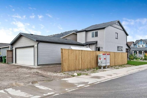 86 Legacy Common Se, Calgary, AB 
