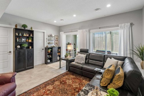 7 Bishop Circle, Carstairs, AB - Indoor Photo Showing Living Room
