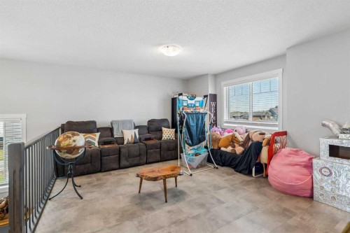 7 Bishop Circle, Carstairs, AB - Indoor