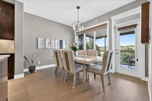 146 Valley Pointe Way Nw, Calgary, AB - Indoor Photo Showing Dining Room