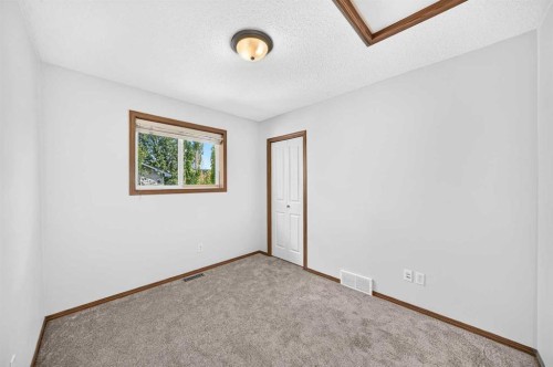 144 Covehaven Road Ne, Calgary, AB 
