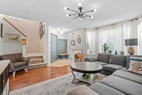 85 Evermeadow Manor Sw, Calgary, AB 