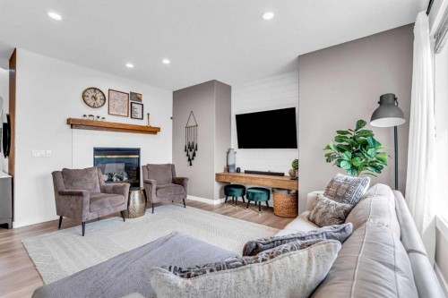 452 Evergreen Circle Sw, Calgary, AB 